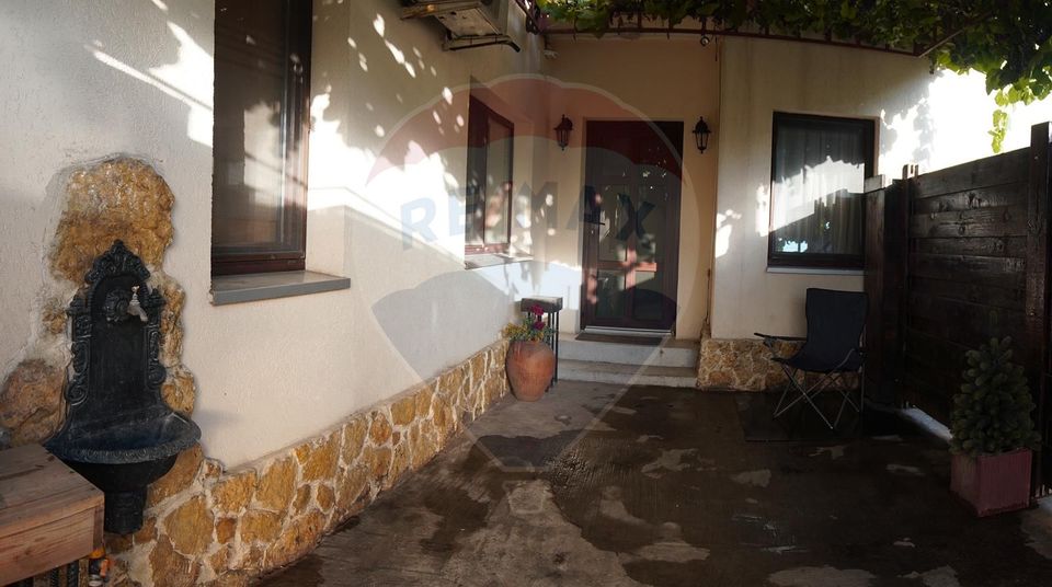 Vila P+M cu 3 camere, de inchiriat, zona Far Constanta