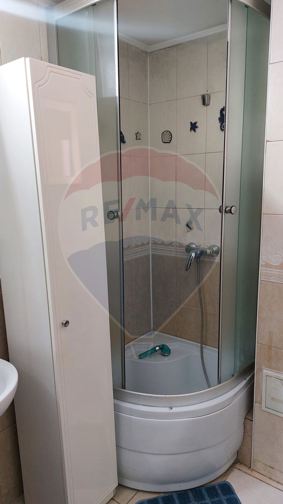 Apartment in villa - 3 rooms for rent in Fundeni district