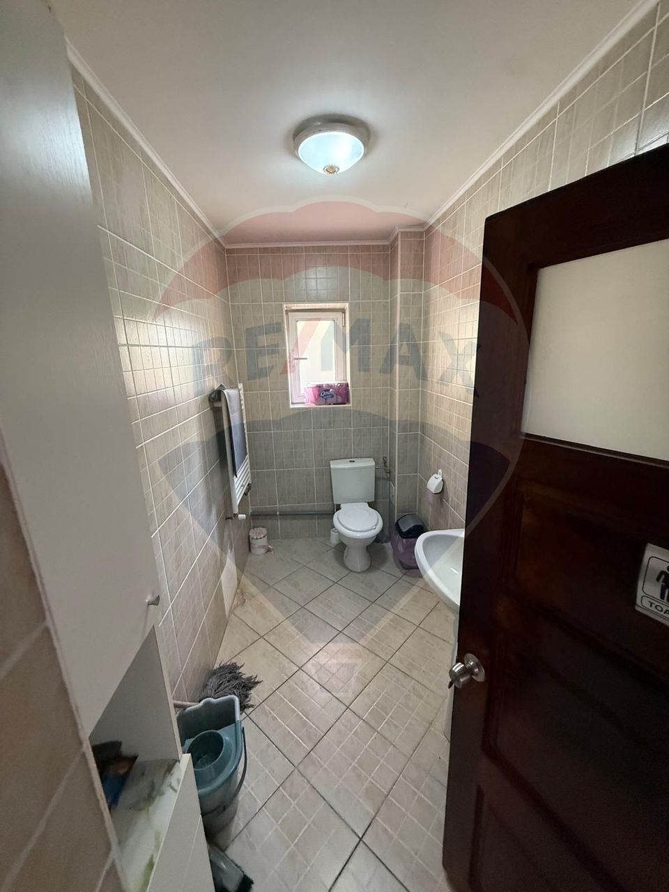 81sq.m Office Space for rent