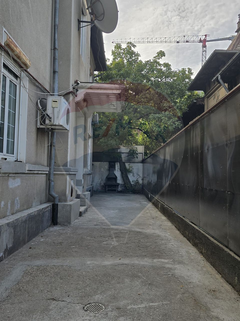 DE VANZARE Casă / Vilă cu 11 camere de vânzare în zona Parcul Carol