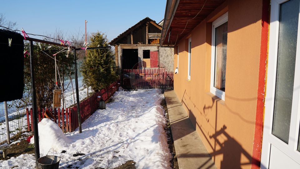 Casă de vânzare | 5 camere | Parter | Șerbănești