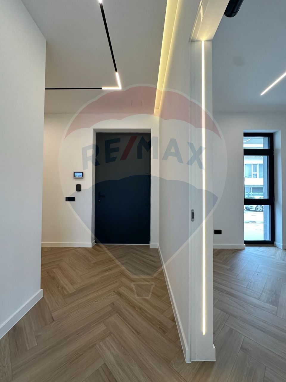 Vila moderna de inchiriat cu 5 camere, prima inchiriere