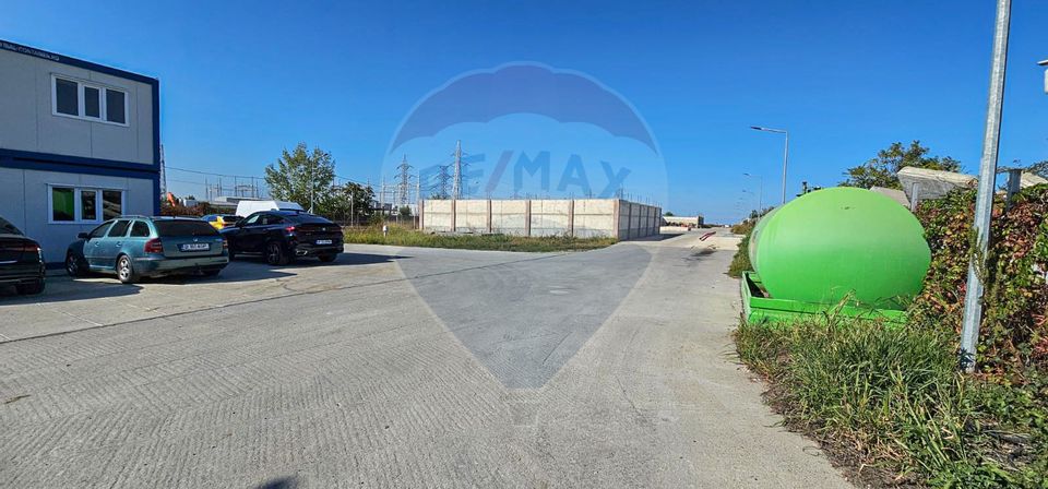 Industrial space for sale 90000sqm concrete plant Domnesti