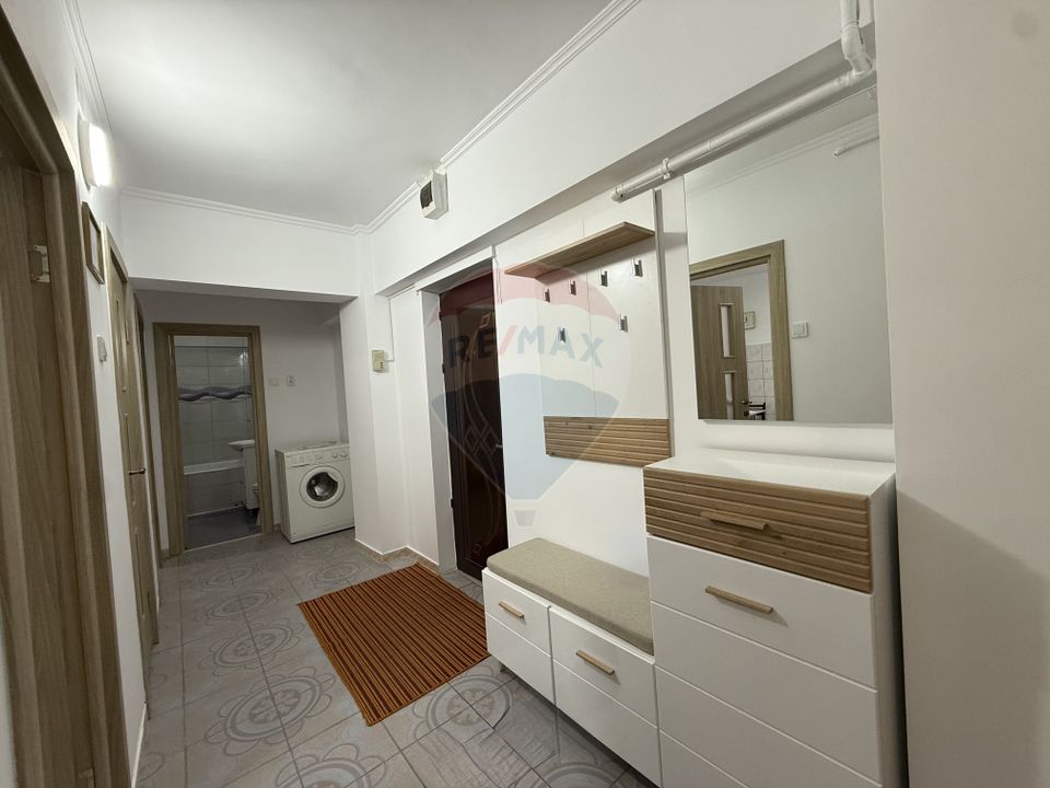 2 room Apartment for rent, Trocadero area