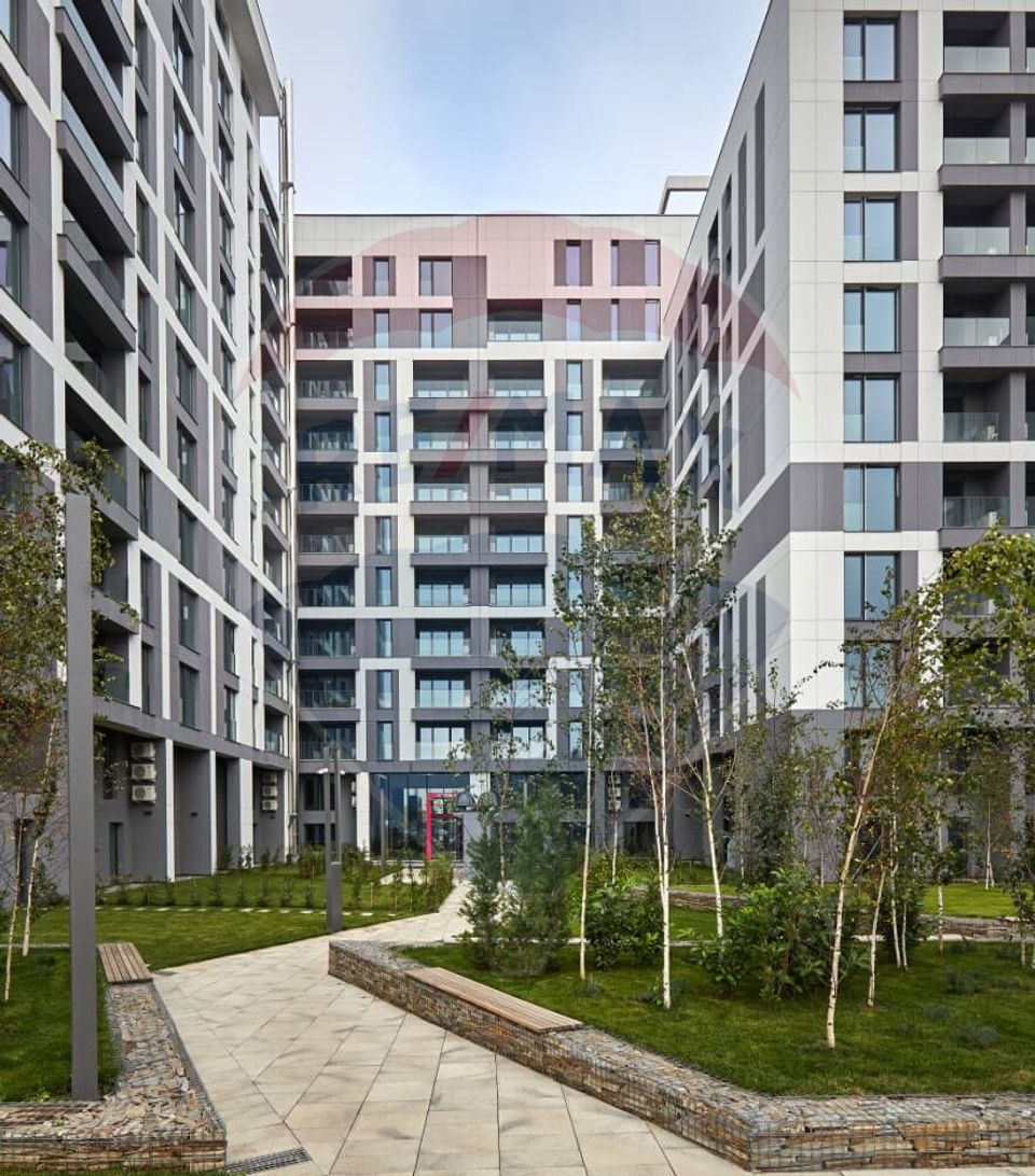 Vanzare  STUDIO-Cloud9