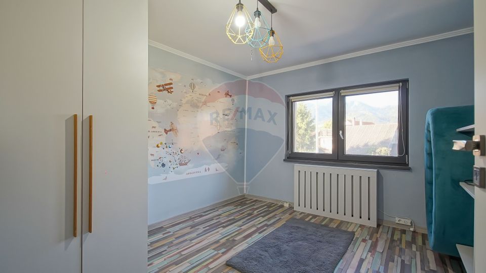 Comision 0 %! Apartament cu 4 camere de vânzare! Movilei