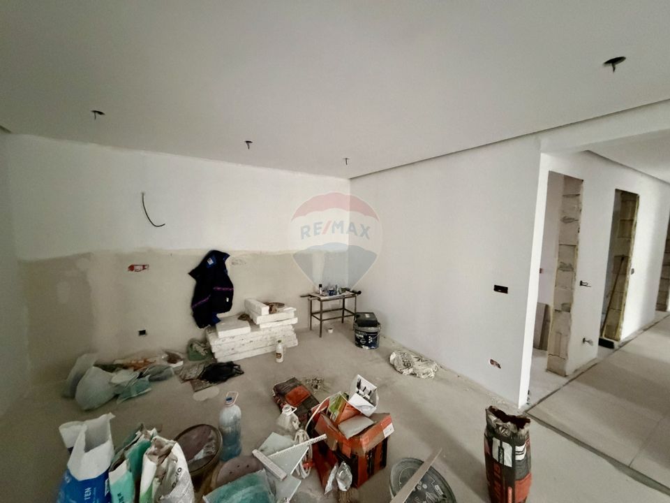 4 room House / Villa for sale