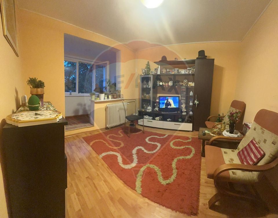 4 room Apartment for sale, Titan area