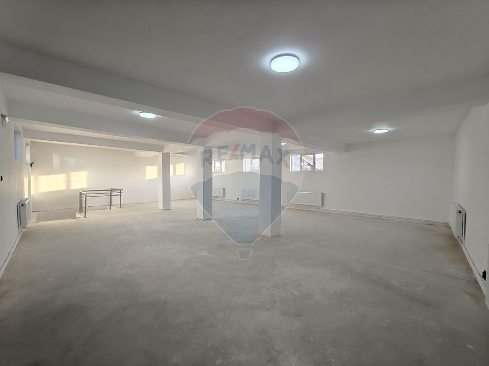 Spațiu comercial, 535.57mp de închiriat, zona autogara Gherla