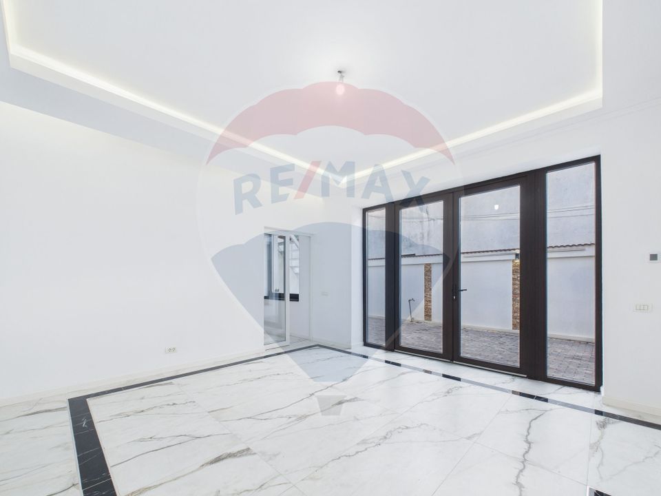 Casă individuala cu curte, Rahova - Amurgului