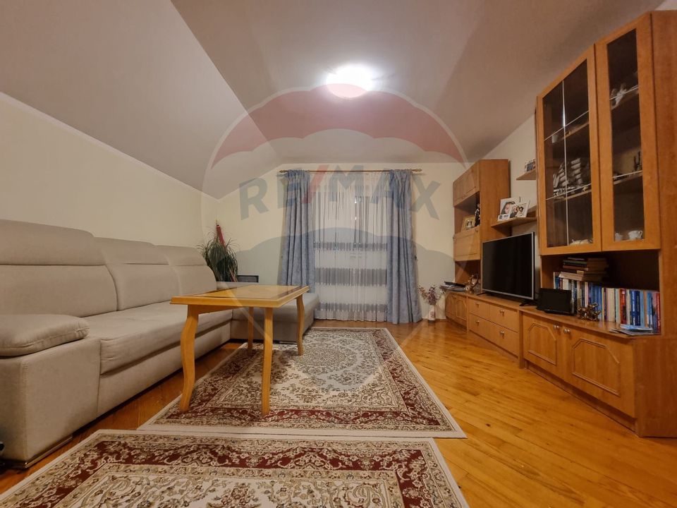 Apartament in Rasnov | 3 Camere | 2 Etaje