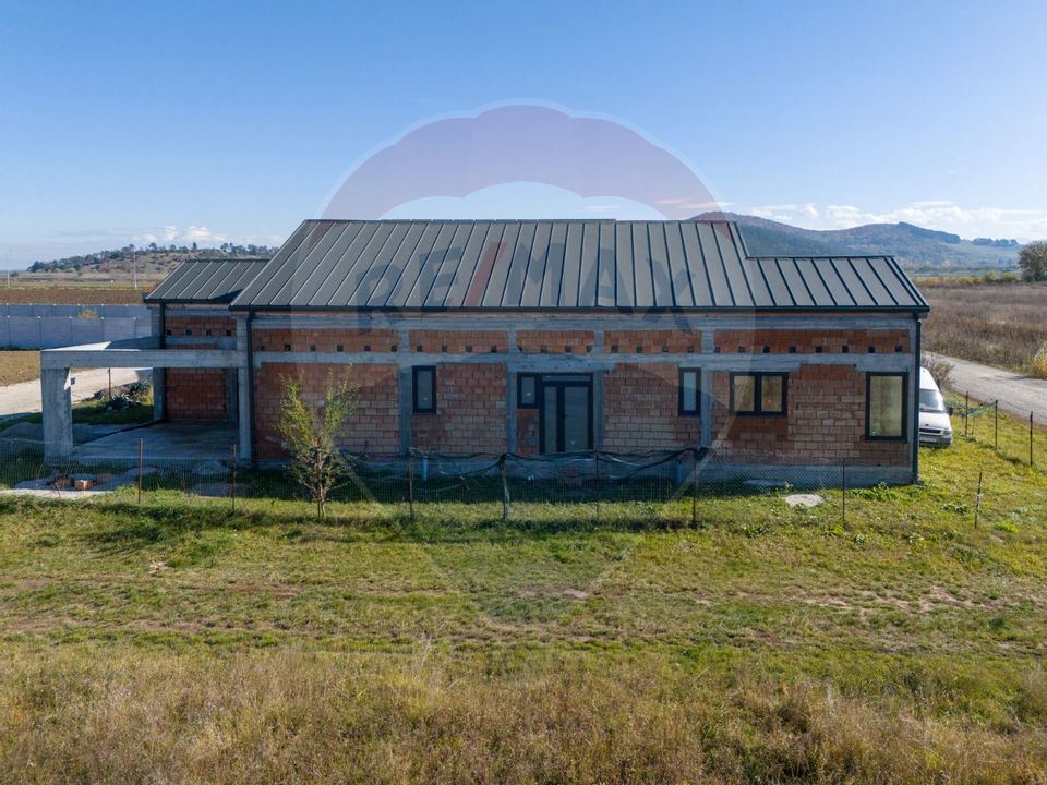 6 room House / Villa for sale