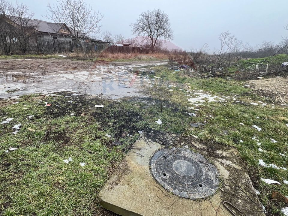 Land 1,520sqm Peris / Strada Petrolistului