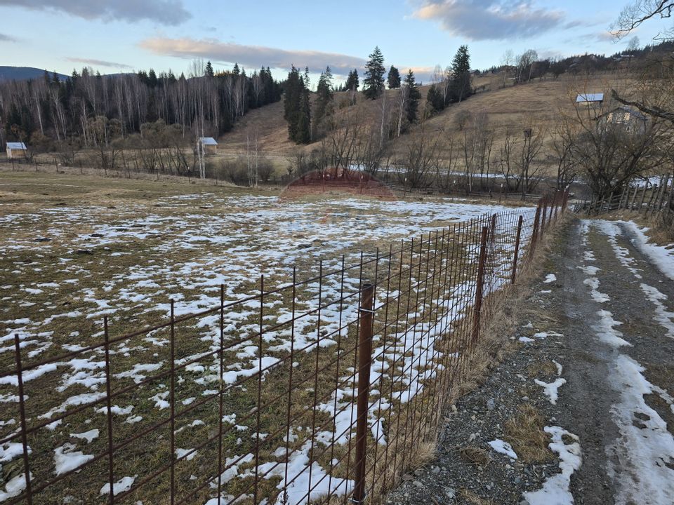 Land 2,000sqm Dorna-Arini / Strada COZANESTI