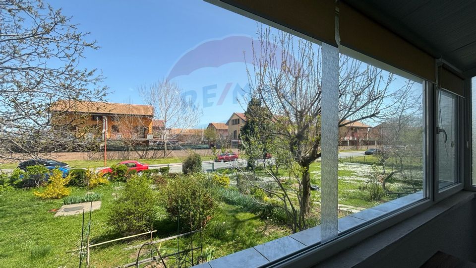 Apartament 2 camere de inchiriat-Faleza Nord in prima linie la mare