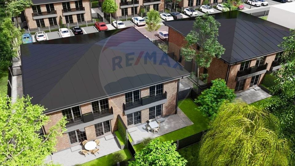 DE VANZARE Vila tip Quadruplex OTOPENI