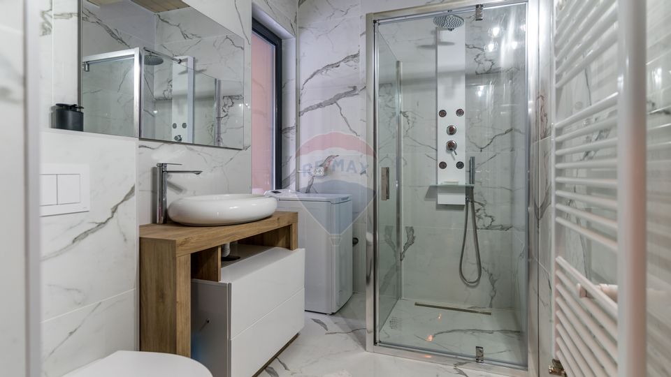 230sq.m Proprietate specială for sale