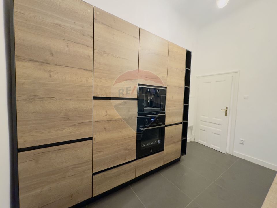 Apartament 2 camere / Pivnita de 25mp/ Zona Ultracentrala