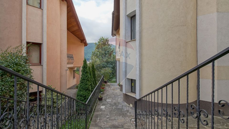 Casă / Vilă de vânzare – Strada Sitei nr. 42, Brașov