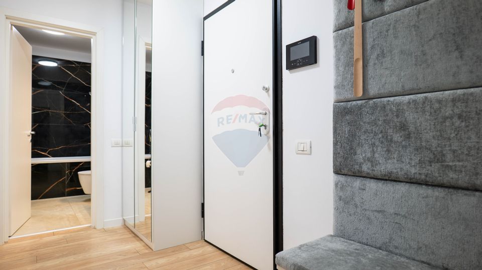 Inchiriere apartament 2 camere MTM SKY, Parcare/Gradina Privata