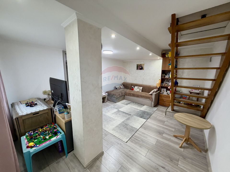 Casă / Vilă cu 4 camere de vânzare în zona Central