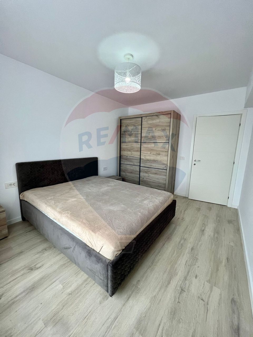 Apartament nou, prima utilizare - 2 Camere + Parcare