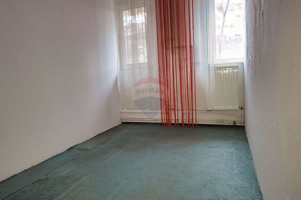125sq.m Office Space for rent, Pacurari area