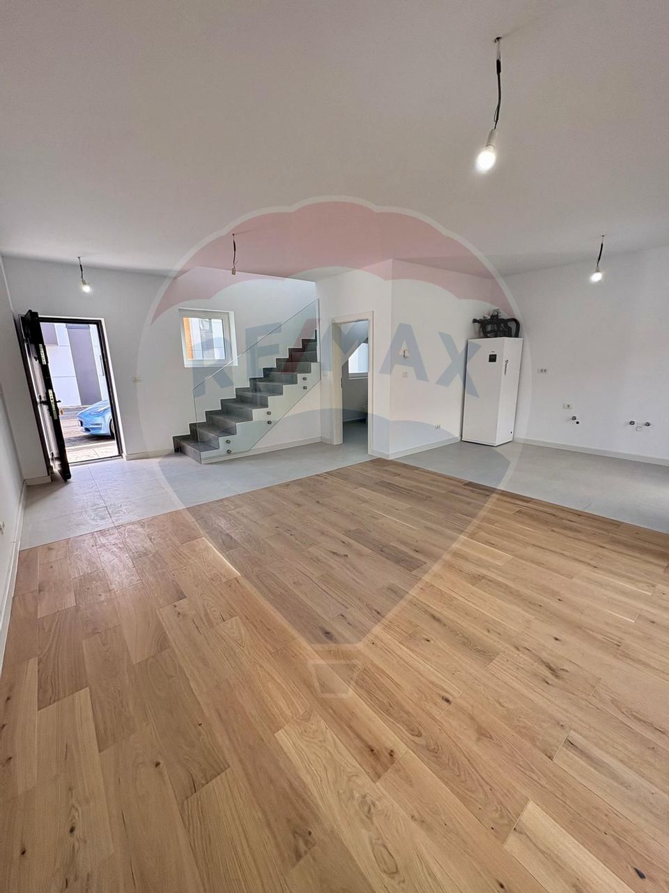 Casa moderna 3 camere, finisaje premium, in zona Pipera – Pipera Plaza