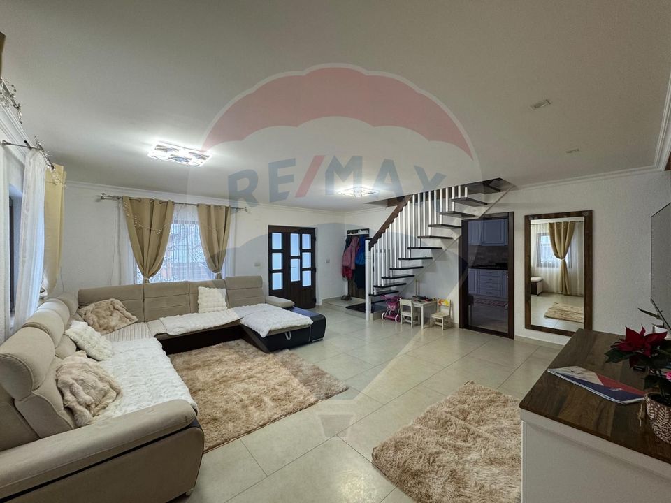 4 room House / Villa for sale, Bujac area