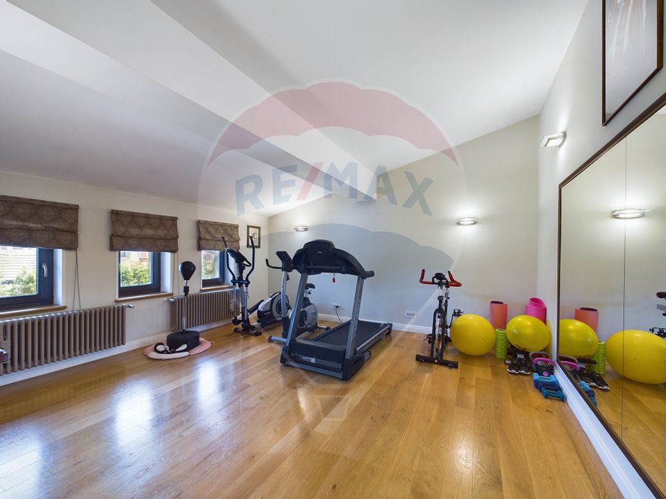 Unique Opportunity: Luxury House with Pool and Premium Finishes
