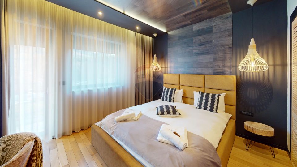 12 room Hotel / Pension for rent, Central area