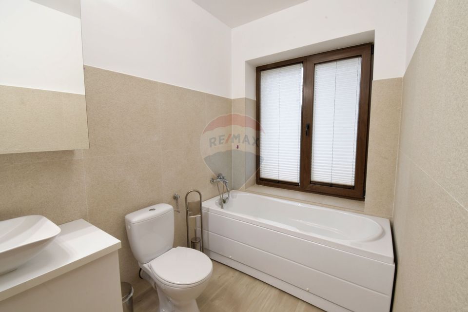 Casa cu 5 camere de inchiriat, zona Becas