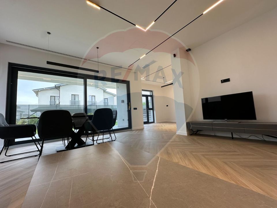 Vila moderna de inchiriat cu 5 camere, prima inchiriere