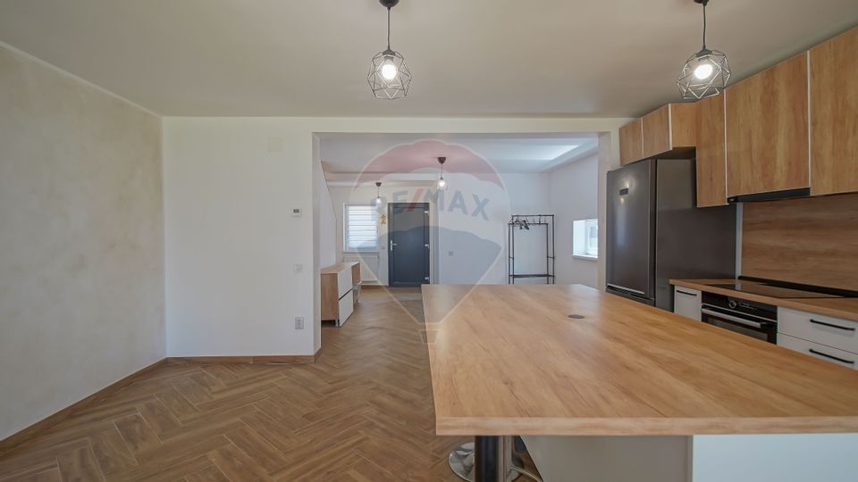 Casă 96 metri pătrați utili – Cartier Valea cu Flori, Brașov