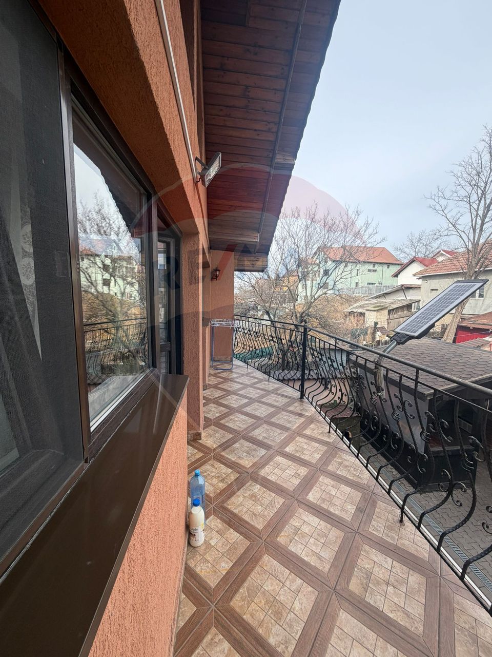 5 room House / Villa for sale, 1 Mai area