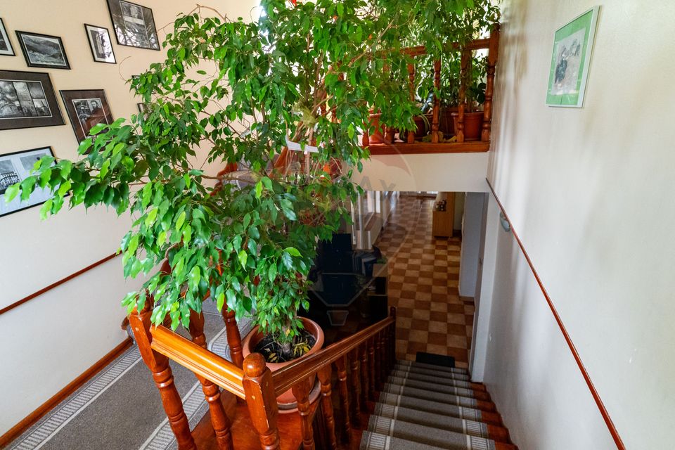 22 room Hotel / Pension for sale, Central area