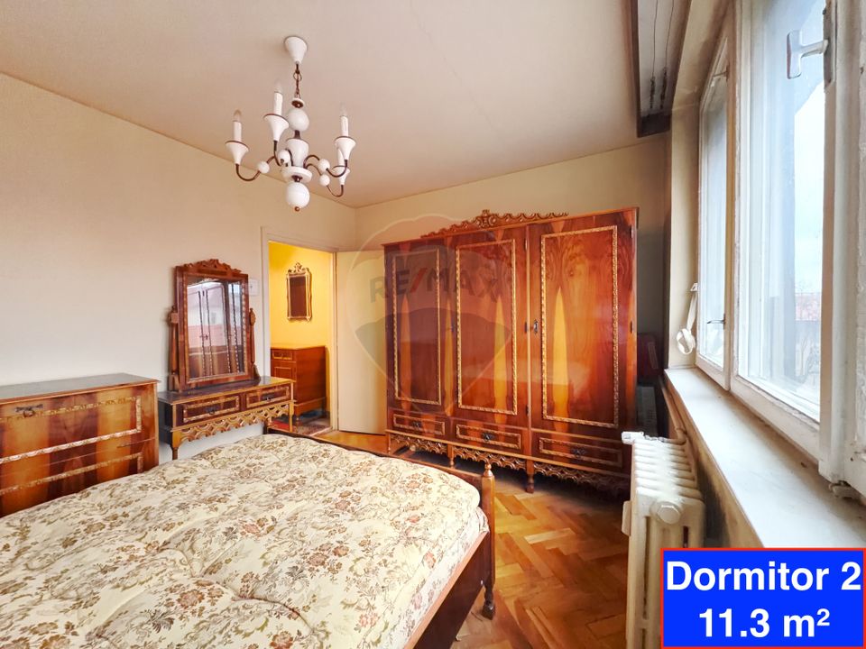 3 camere complet decomandat | Hol spatios | Medicina | Garaj