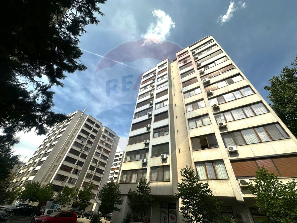 PENTHOUSE spectaculos cu terasa 300 mp