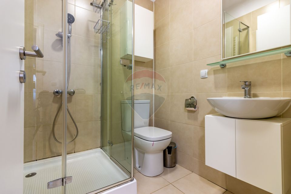 Apartament de vânzare 3 camere Adora Bucuresti/Pipera curte proprie