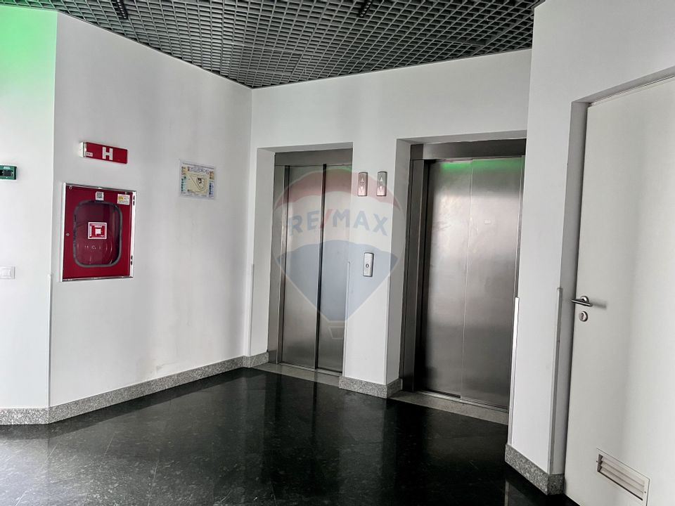 Inchiriere spatiu de birou 644 mp - Universitate - comparti Flexibila