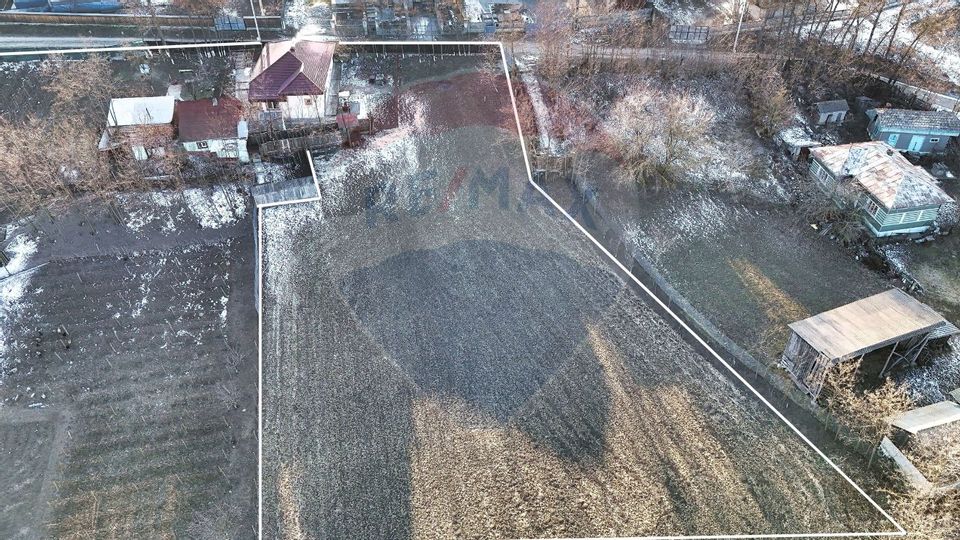 Casă cu teren de vanzare in Rugionasa iasi