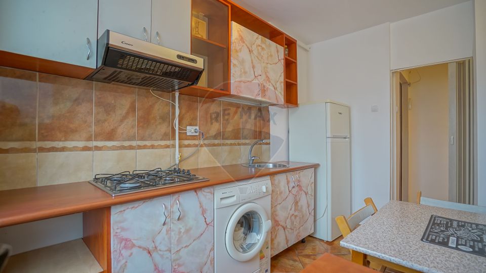 Apartament cu 2 camere, Centrul Civic, Brasov