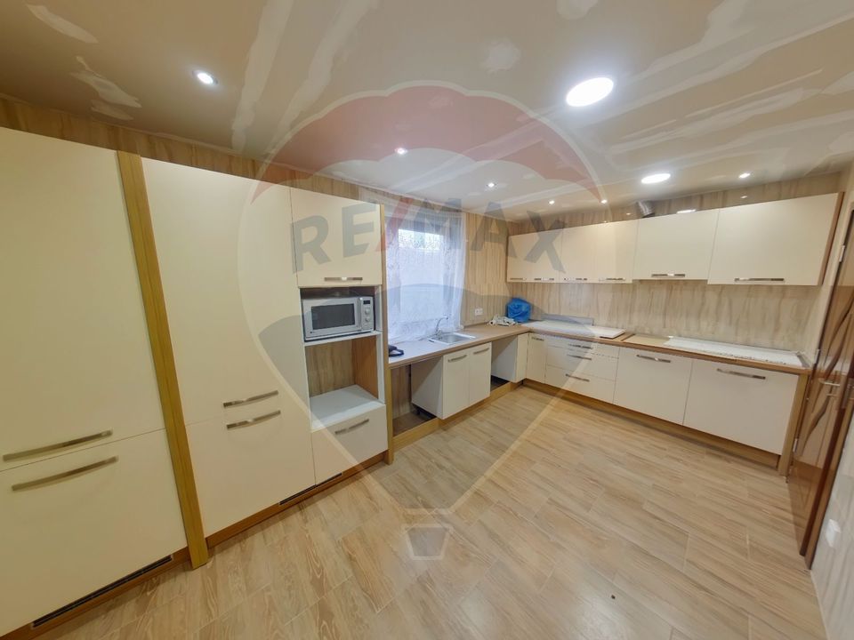 Casă cu 5 camere de vânzare în Piatra, Maramureș