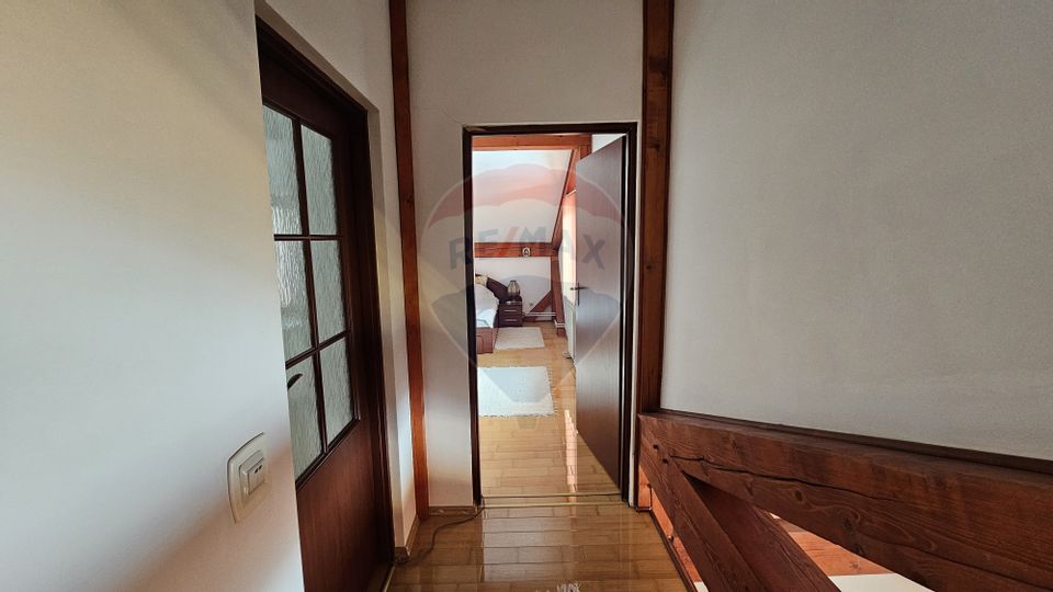 Vilă de lux cu 4 camere de vânzare în Câmpulung Moldovenesc, Suceava