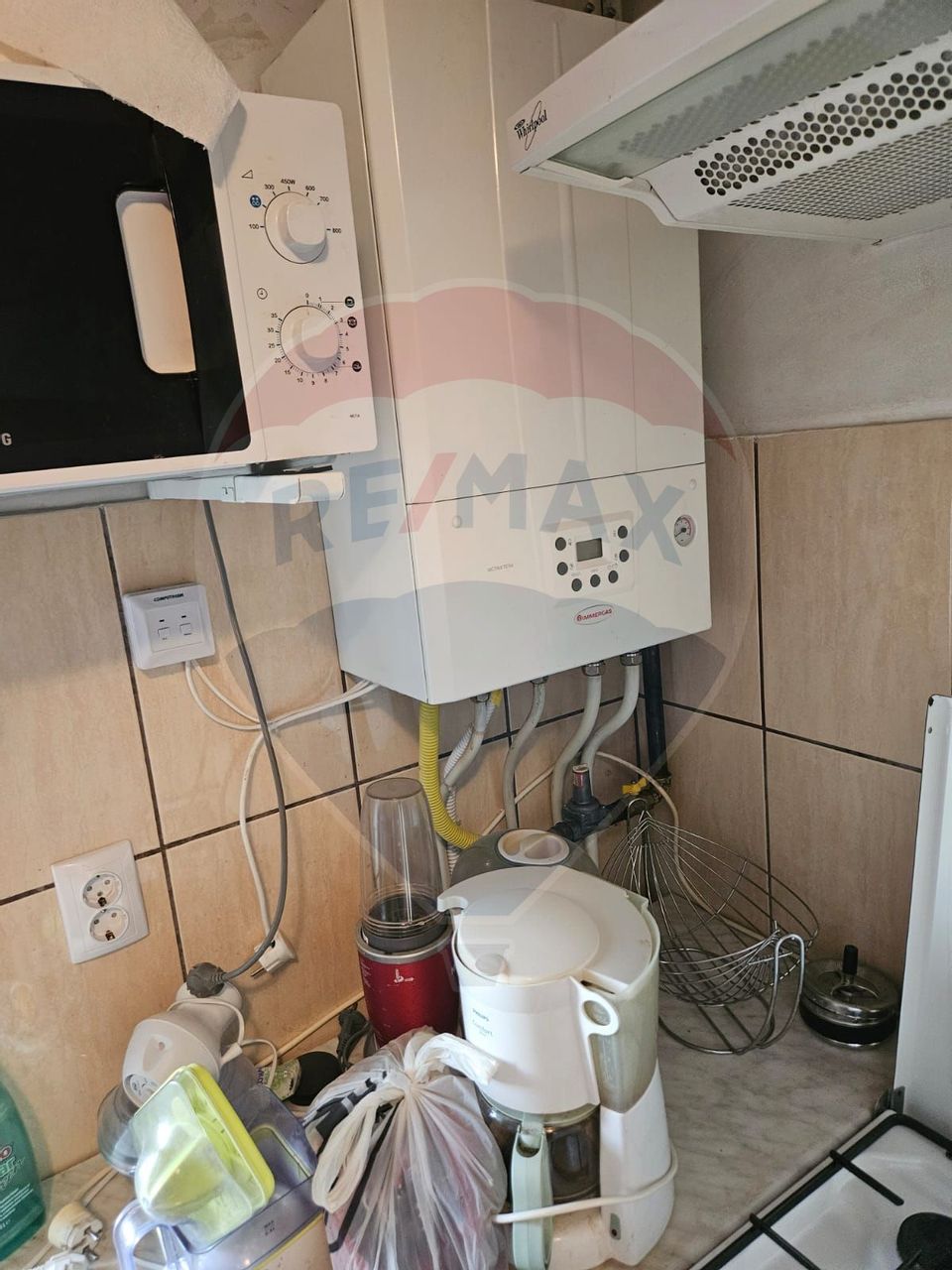 Apartament cu 3 camere de vânzare, str. Hortensiei