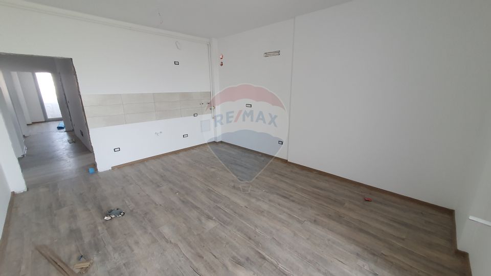 Apartament cu 3 camere SUD