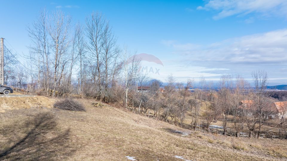 Comision 0%| Teren intravilan Sohodol 2495 mp| Apa si curent