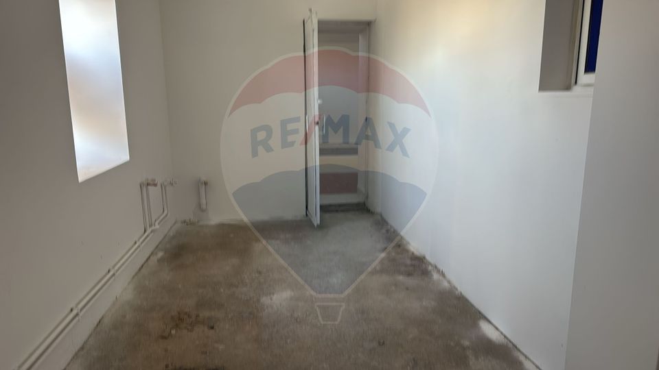 85sq.m Industrial Space for rent