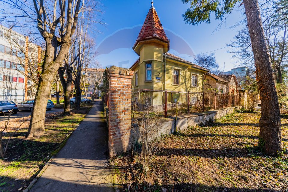 8 room House / Villa for sale, Take Ionescu area