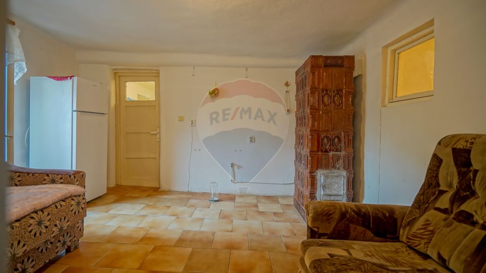 Casă cu 4 camere de vânzare in Racos, COMISION 0%!